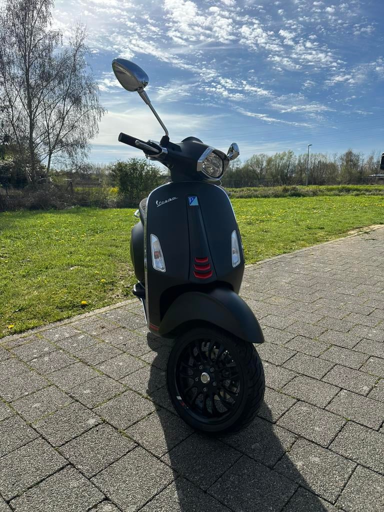 Piaggio Vespa Sprint (2021), Fietsen en Brommers, Scooters | Piaggio, Ophalen, Benzine, 50 cc, Klasse B (45 km/u)