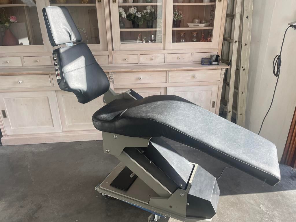 Werkende massagezetel, tandartsstoel van Weber, Ophalen