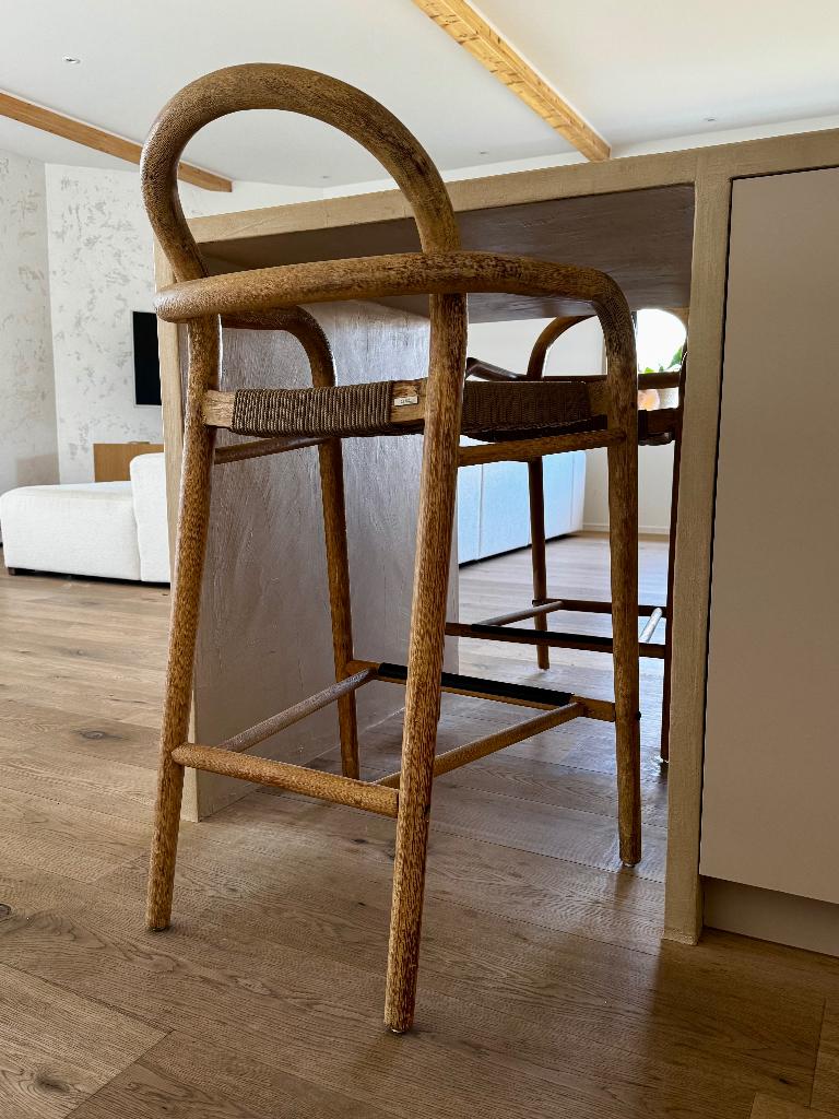 Kruk Kave Home, Ophalen, Gebruikt, Met voetsteun, 60 tot 90 cm