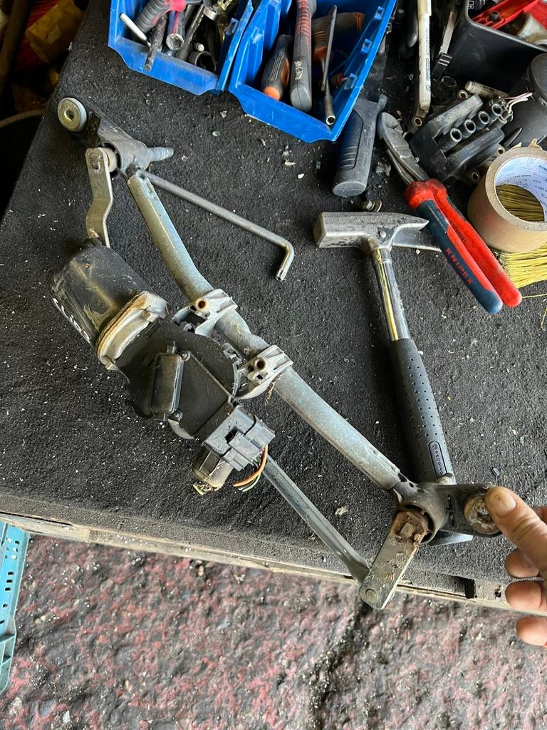 Renault clio 3 moteur essuie-glaces, Enlèvement, Renault