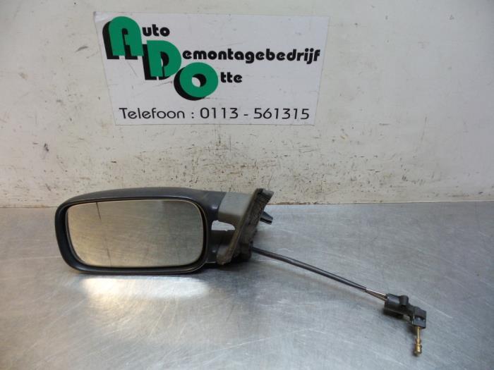 Buitenspiegel links van een Volkswagen Passat (Passat 88-), Gebruikt, -, Volkswagen, -