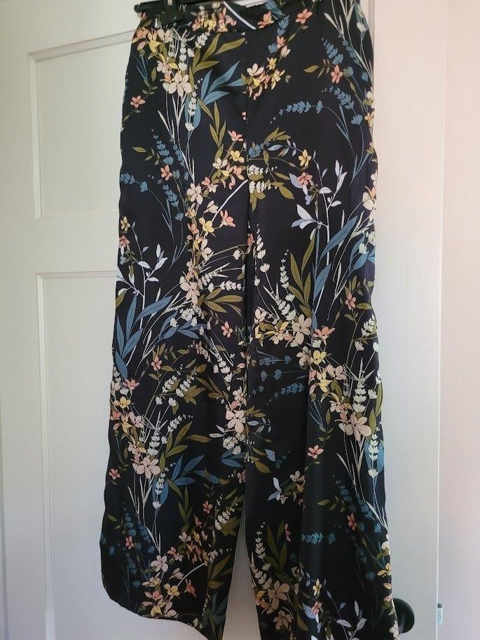 pantalon fantaisie Karen Damen 42, Karen Damen, Enlèvement ou Envoi, Comme neuf, Longs