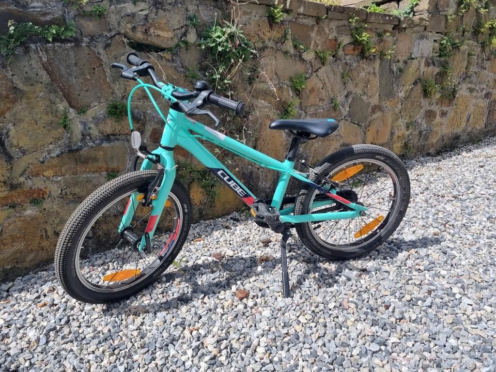 Velo CUBE 18 pouces enfant, Vélos & Vélomoteurs