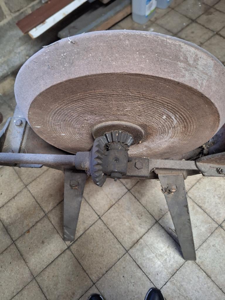 SLIJPSTEEN, Ophalen, Gebruikt