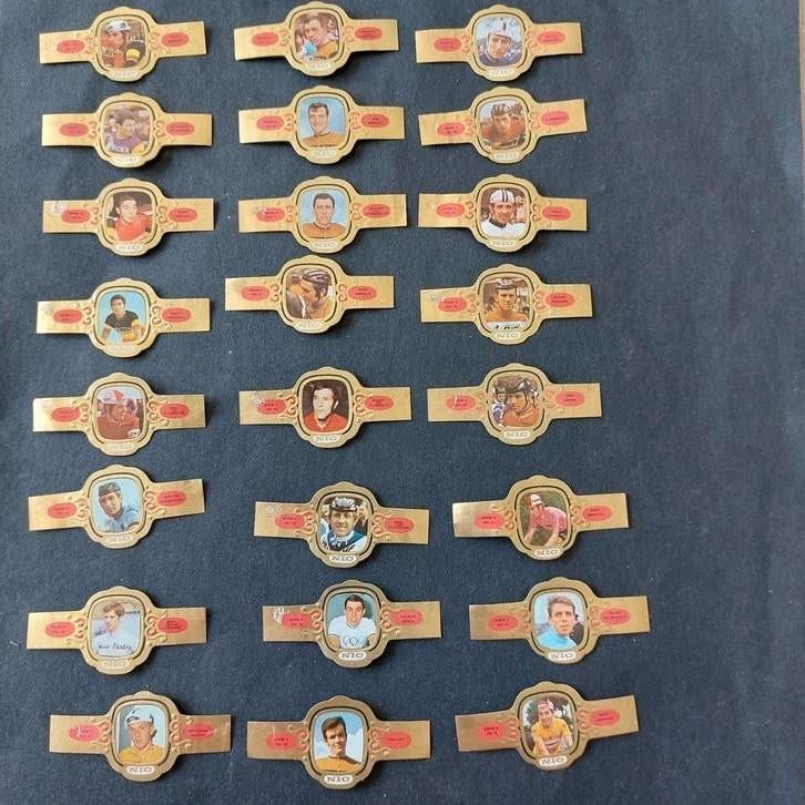 24 sigarenbandjes NIC : wielrenners, Ophalen of Verzenden, Zo goed als nieuw, Sigarenbandjes
