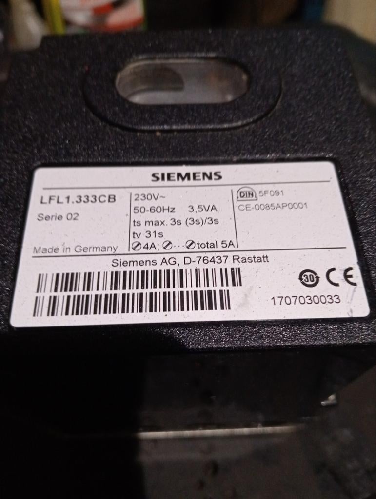 Siemens / landis et Gyr  LFL1.333 CB, Enlèvement ou Envoi