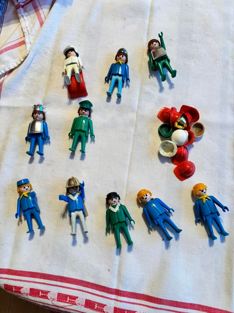 Playmobil: 10 personnages et accessoires divers, Enlèvement, Utilisé