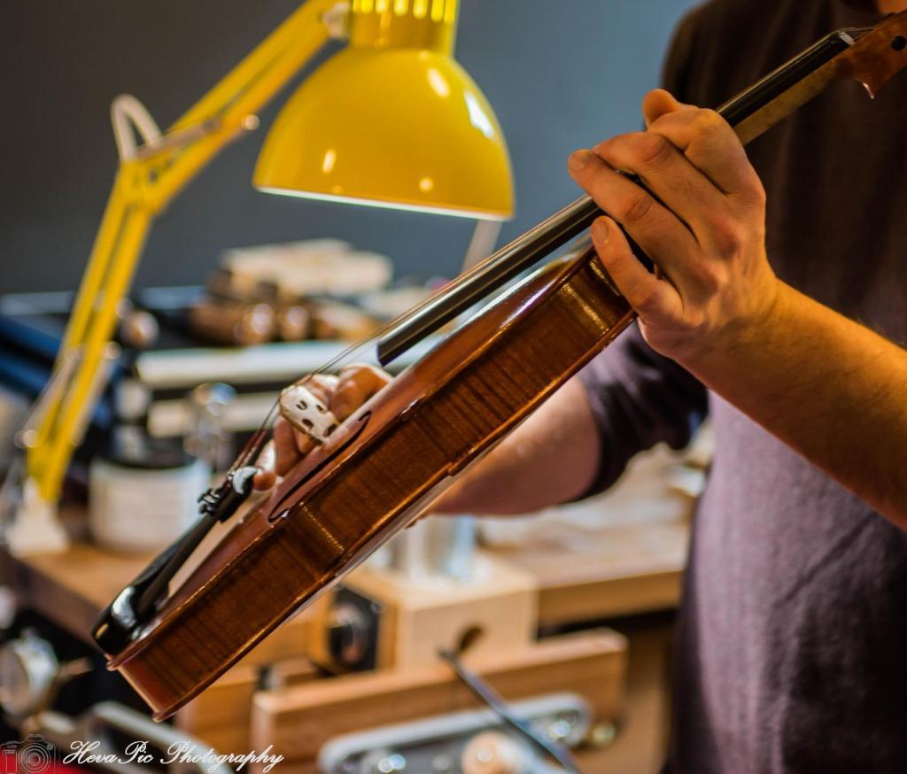 verhuur strijkinstrumenten, Muziek en Instrumenten, Ophalen, Zo goed als nieuw, Viool, Met koffer