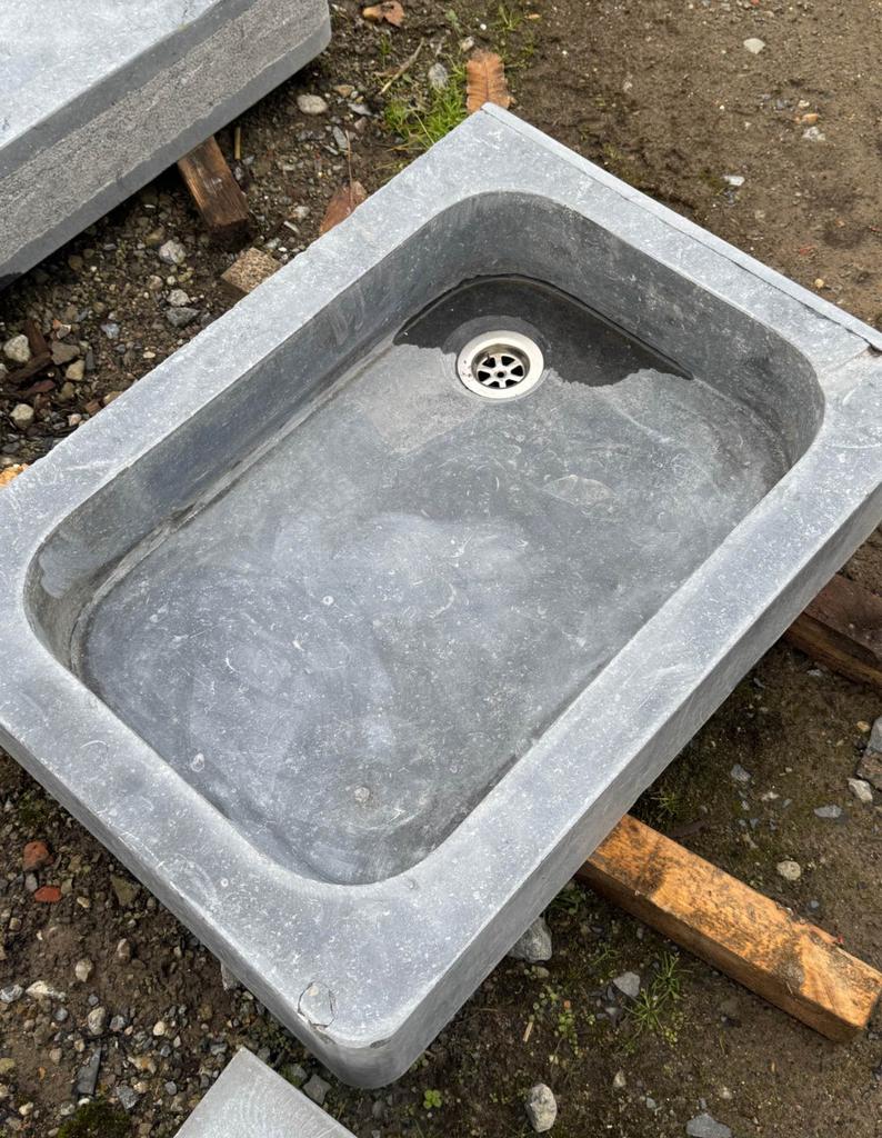 Oude arduinen pompbak, Ophalen