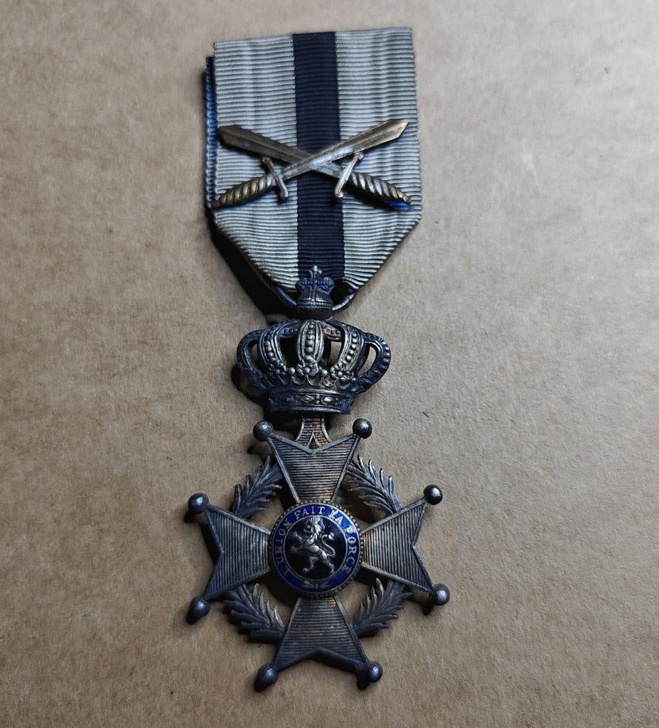 Croix de chevalier belge de l'Ordre du roi Léopold II, Collections, Enlèvement ou Envoi