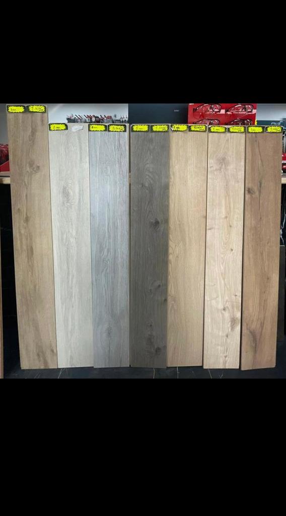 ️❗️Parquet stratifié 8mm & 12mm en super PROMOS ⏰📣, Enlèvement