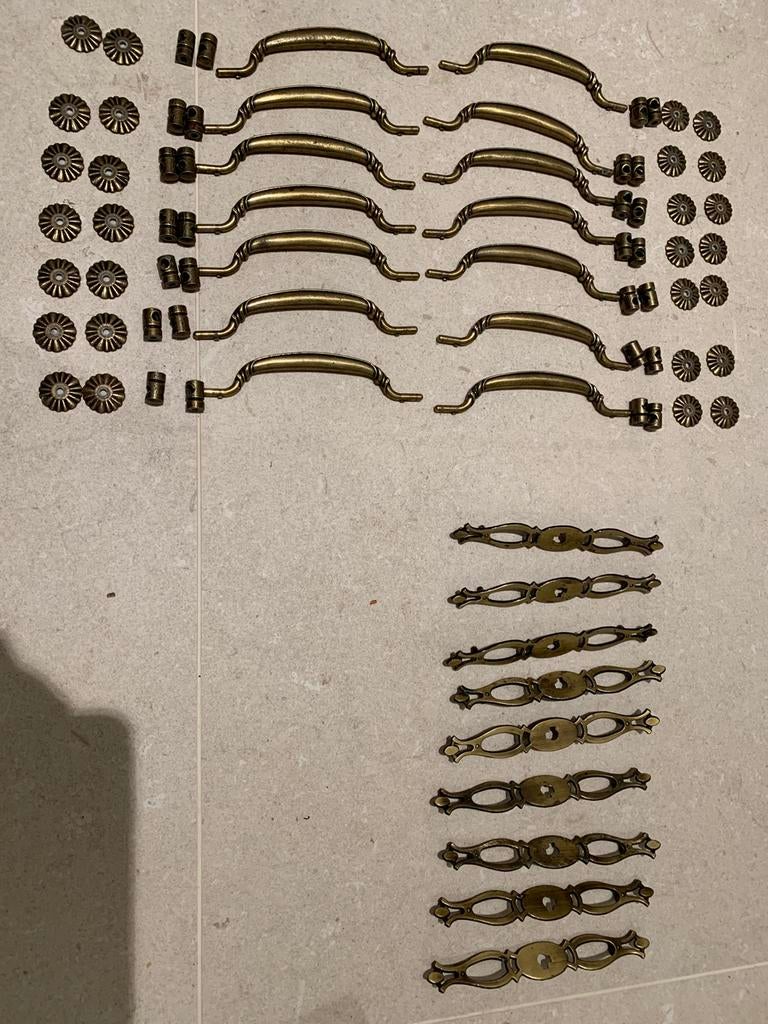 Antiek meubelbeslag alles samen voor 12 EUR, Ophalen