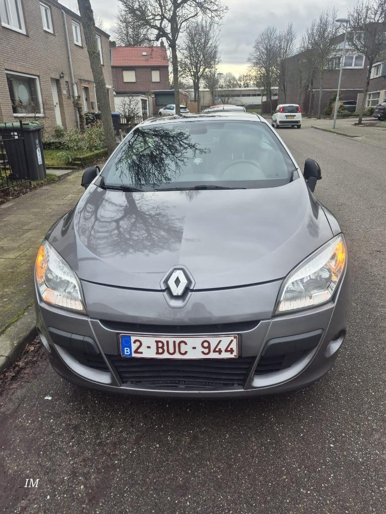 Renault megane cabrio, Autos, Euro 5, Achat, Attache-remorque, Cabriolet