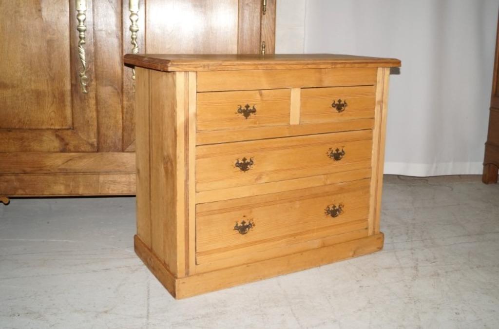 antieke landelijke ladekast in pitchpine B 91 H 74 D 44, Ophalen