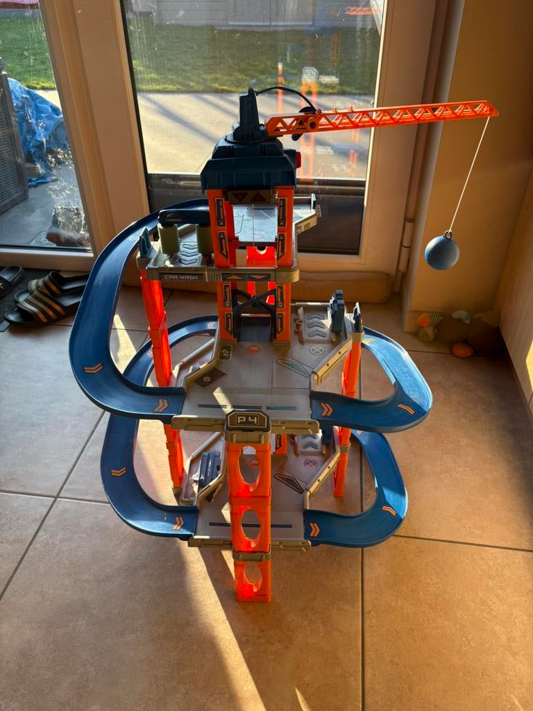 Autogarage met verdiepingen, Enlèvement, Comme neuf