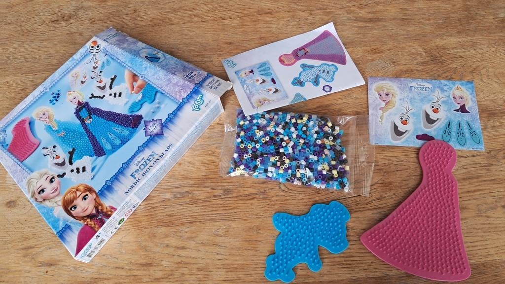 NIEUW strijkparels anna en elsa, Ophalen of Verzenden, Nieuw, Knutselen