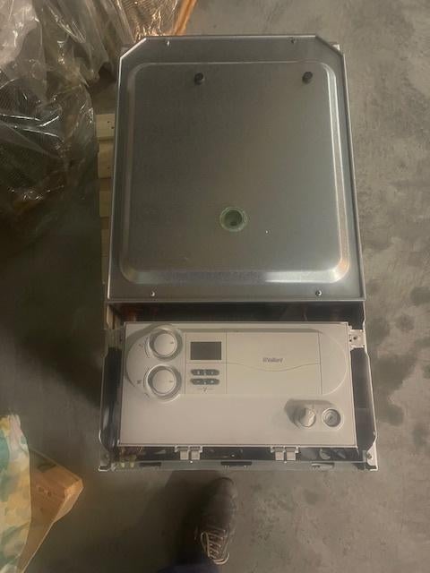 Vaillant Turbo Tec Plus VUW 282/3-5 H, Plus de 10 ans, Enlèvement, Utilisé, 20 à 100 litres