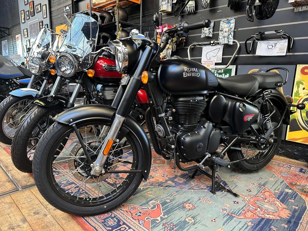 Royal Enfield Classic 350 zwart gloednieuwe speciale prijs