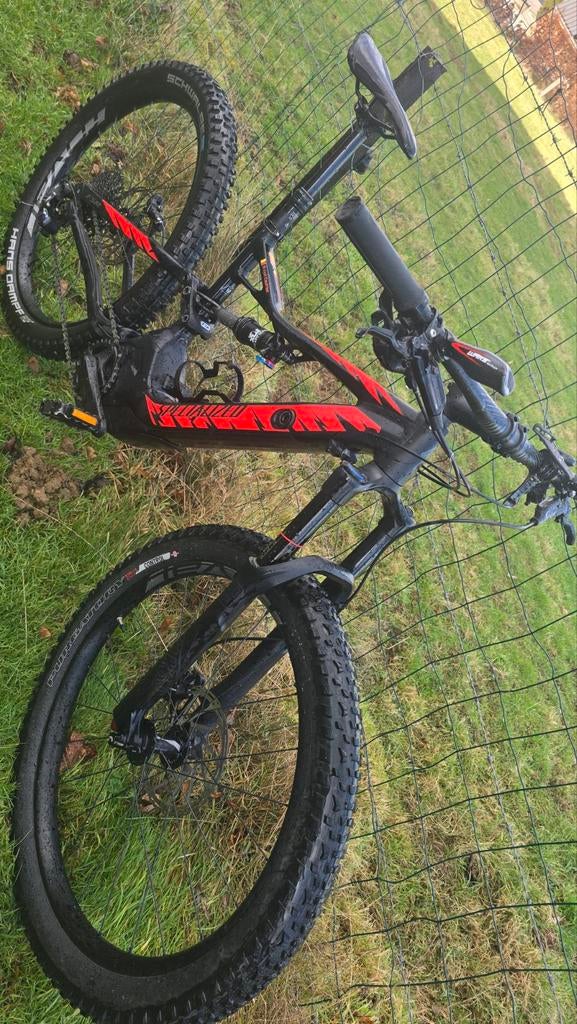 1291 km. VTT ÉLEC SPECIALIZED  TURBO  LEVO 6 FATTIE FSR, Aluminium