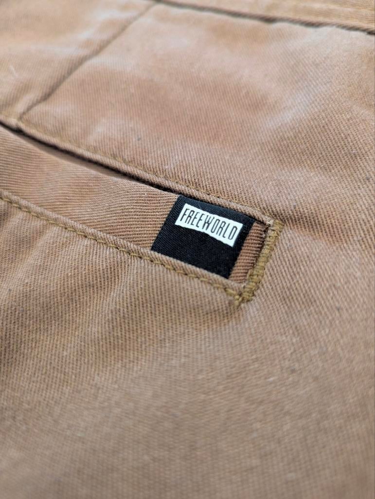 Short Freeworld, Enlèvement ou Envoi, Comme neuf, Brun, Autres tailles