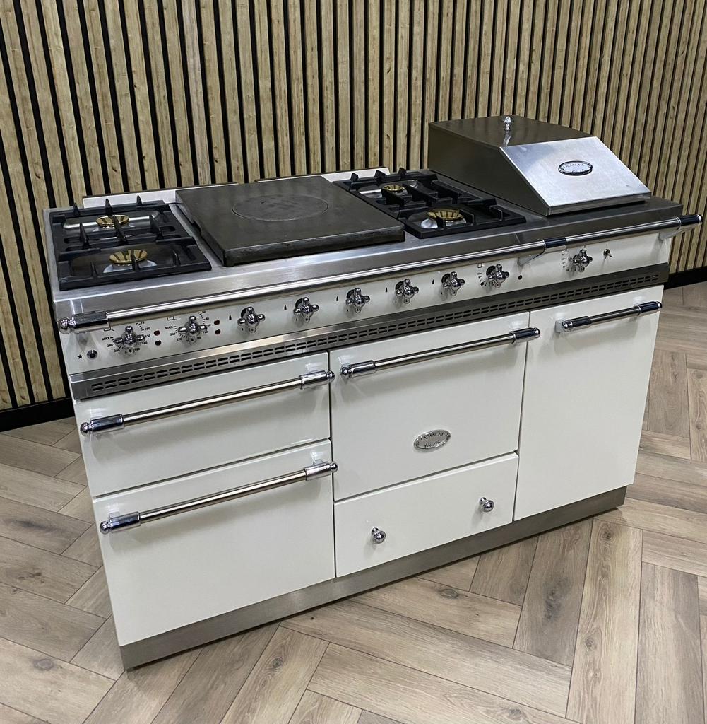 Prachtige Lacanche crème 140cm + Pizzaoven Vol Opties!, Elektronische apparatuur, Ophalen of Verzenden, Grill, Elektrisch