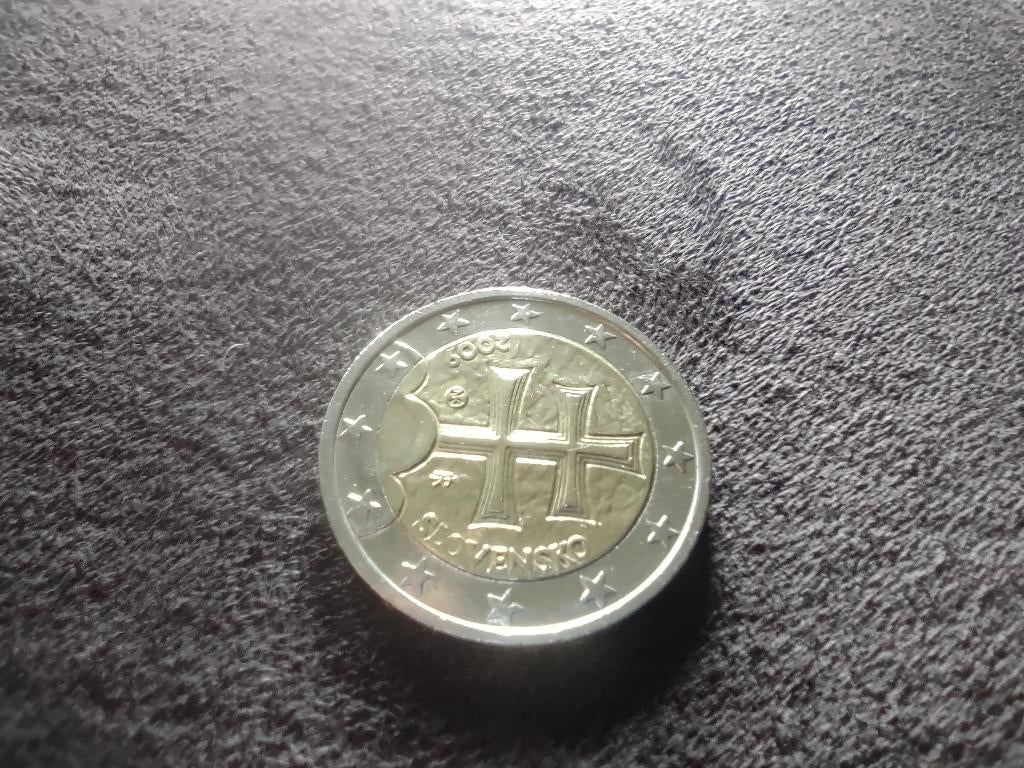 2; Euro Slovenko 2009 dubbel kruis, Postzegels en Munten, Munten | Europa | Euromunten, Ophalen, Slovenië, 2 euro