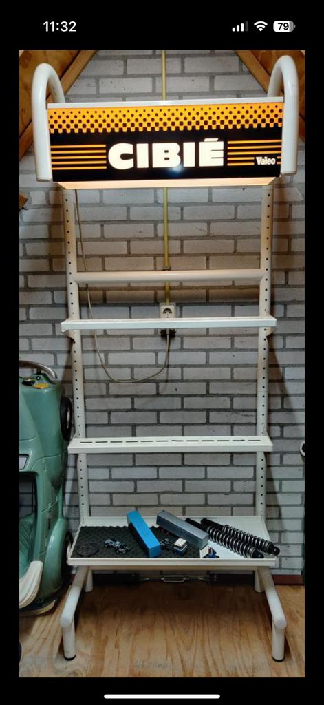 Prachtige vintage Cibie lichtbak display / reclame stelling, Ophalen, Gebruikt, Lichtbak of (neon) lamp