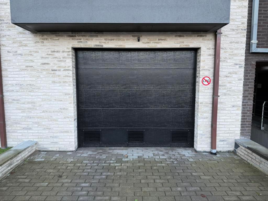 Sectionale garagepoort - Novoferm
