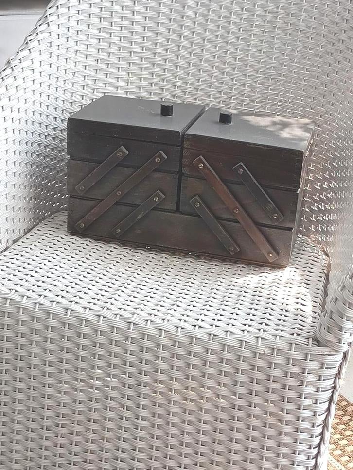 IKEA uit de jaren 90 zie houten naaidoos met 5 compartimente, Huis en Inrichting, Woonaccessoires | Kisten, Ophalen, Minder dan 50 cm