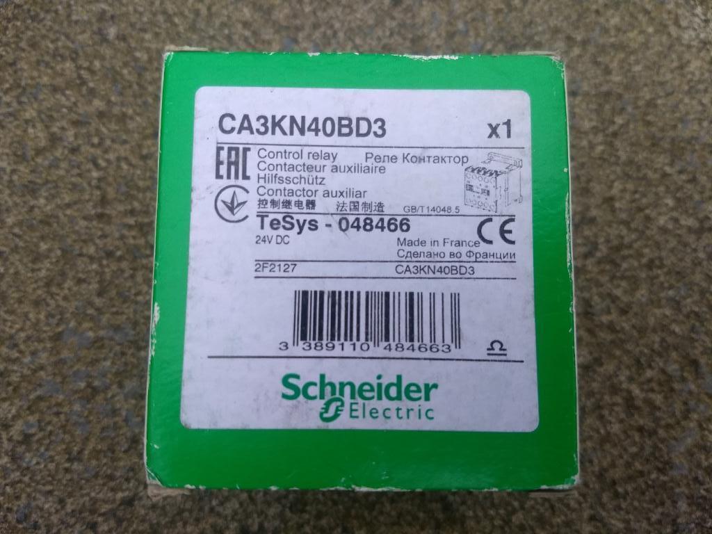 Contactor Schneider-Electric CA3KN40BD3, Hobby en Vrije tijd, Ophalen, Nieuw