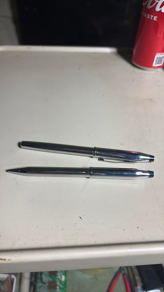 Stylo a plume et porte mine bic cross, Collections, Enlèvement ou Envoi, Comme neuf, Stylo, Cross