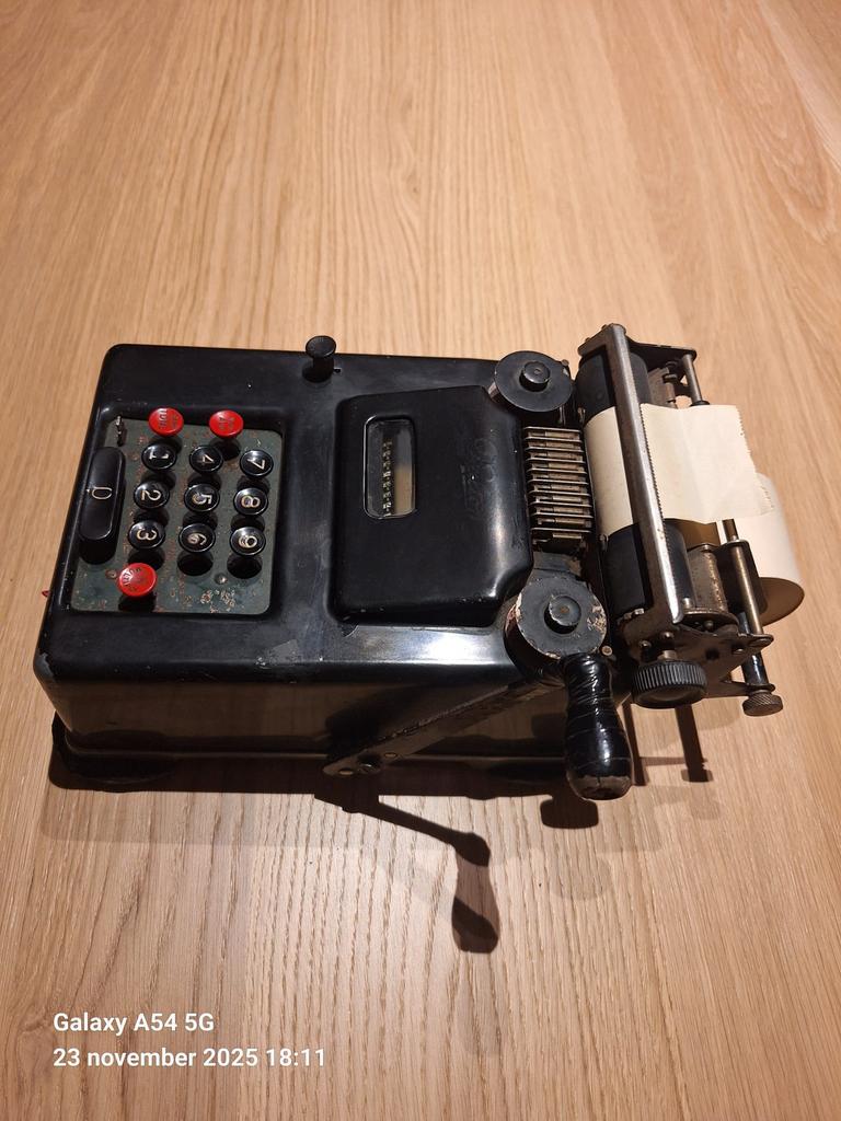 Remington Rand rekenmachine, Ophalen