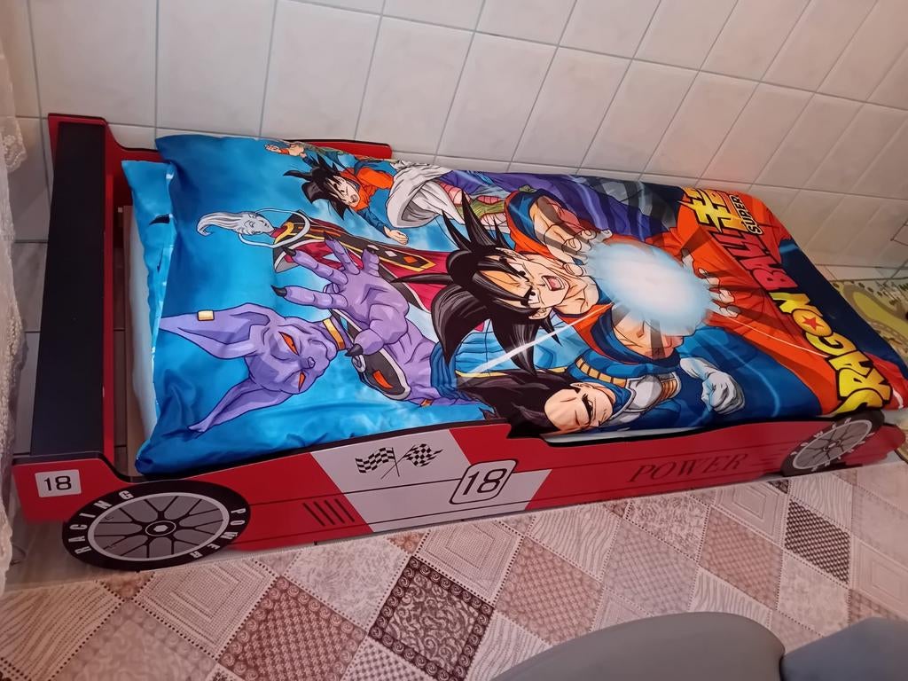 Lit voiture rouge, Maison & Meubles, Enlèvement, Rouge