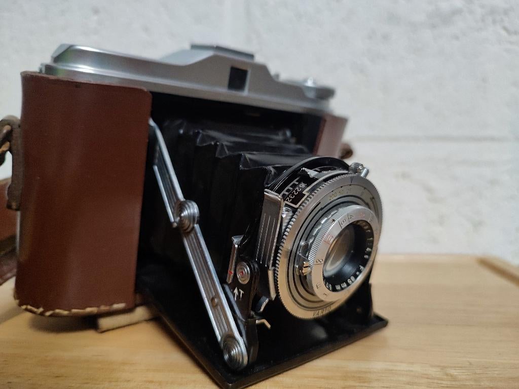 Appareil photo Agfa Isolette avec pochette en cuir, Enlèvement