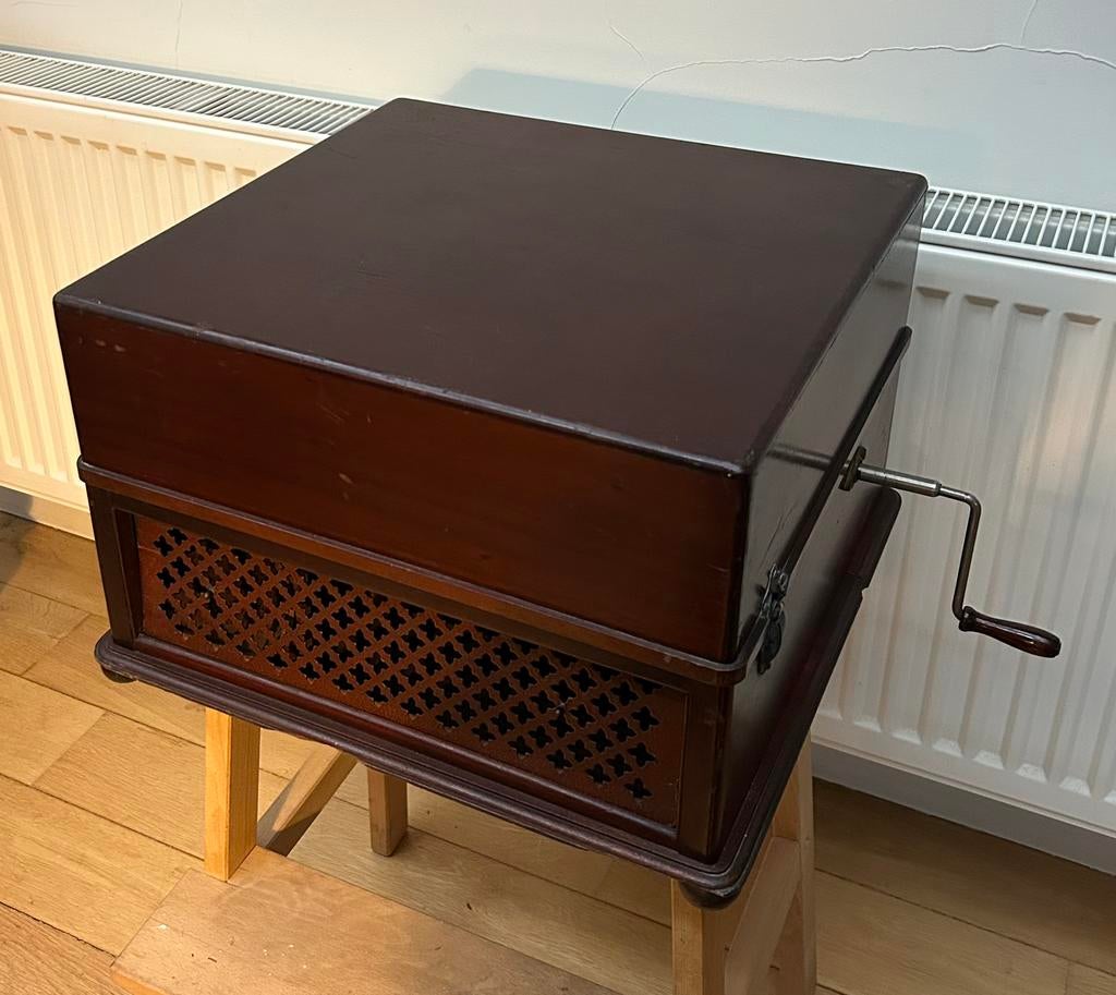 Antieke grammofoon, Antiek en Kunst, Antiek | Tv's en Audio, Ophalen