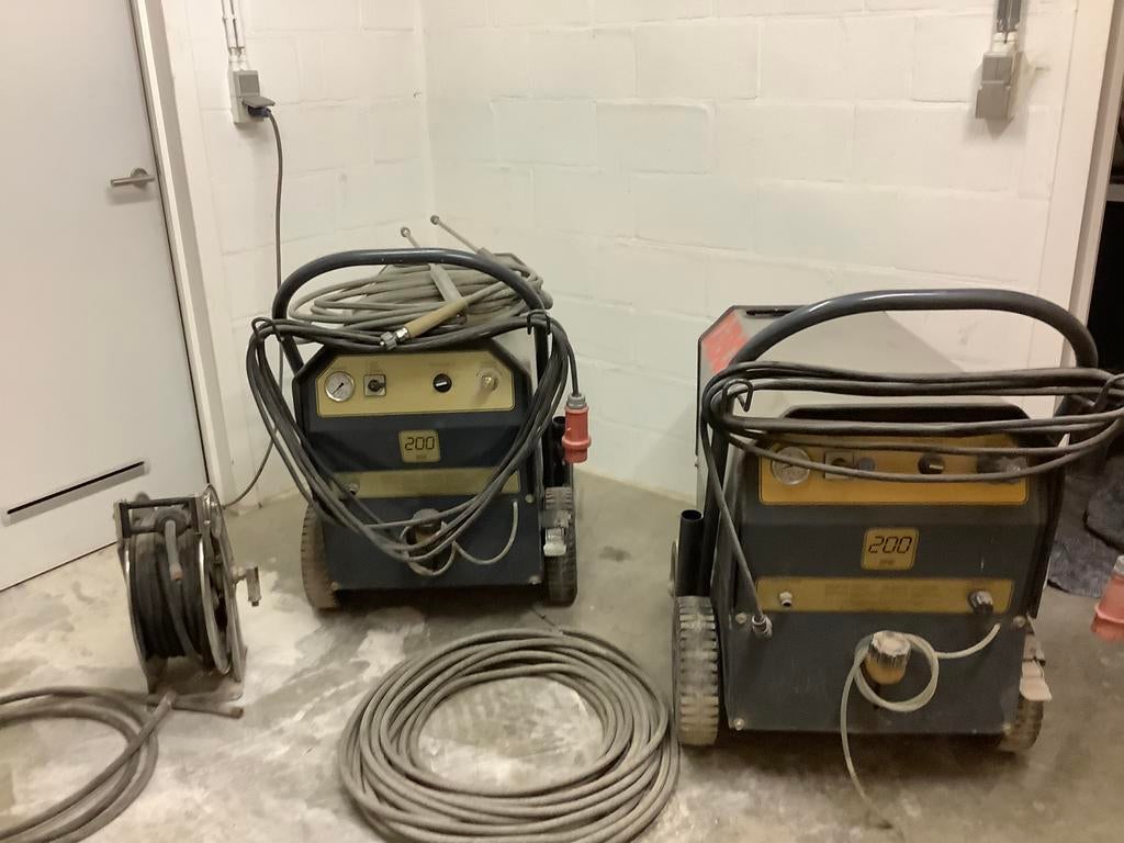 2x Dibo warmwater hogedrukreiniger 200 bar 400V (set), Tuin en Terras, Ophalen, Gebruikt, Elektrisch, Met regelbare waterdruk