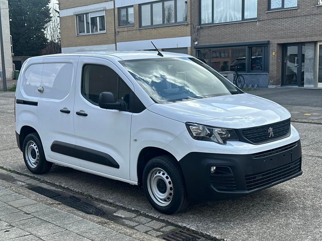Peugeot partner 1.5 / 2021 / Nieuwstaat / 3zit / incl btw, Autos, Achat, Euro 6, 3 places, Boîte manuelle