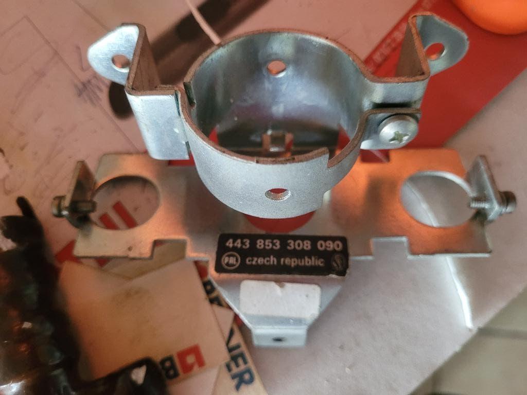 NIEUW Montagebeugel voor Škoda Favorit/Felicia Horn, Auto-onderdelen, Interieur en Bekleding, Skoda, Nieuw, Ophalen