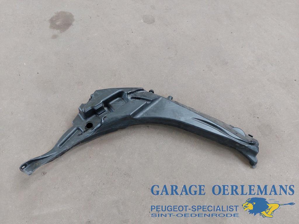 ruitensproeiertank / reservoir peugeot 308 sw T9, Auto-onderdelen, Ruiten en Toebehoren, Peugeot, Gebruikt, ARN erkend, Ophalen of Verzenden