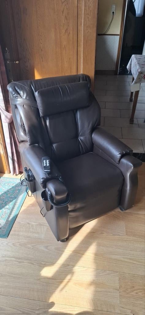 Gemotoriseerde relaxzetel, Ophalen