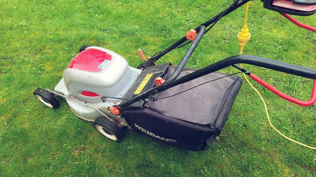 Machine à gazon autotractrice, Enlèvement