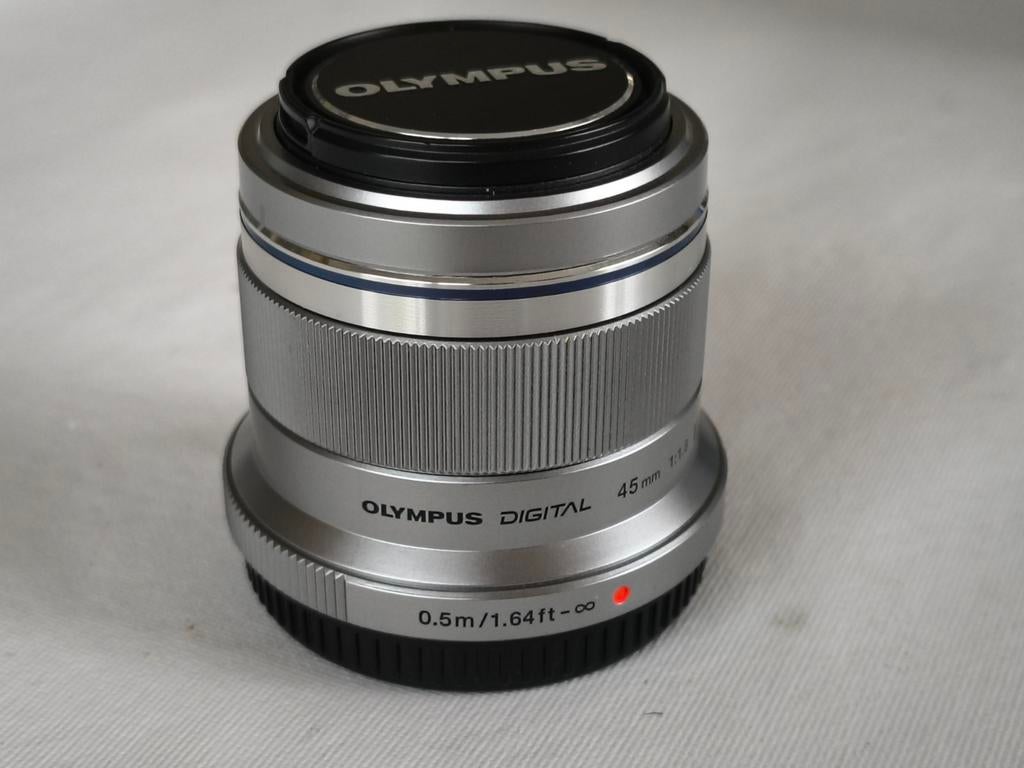 Colonne numérique Olympus 45mm 1.8, Enlèvement ou Envoi