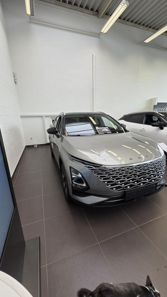 Omoda5, Auto's, Overige Auto's, Automaat, Achterwielaandrijving, 5 deurs, Particulier