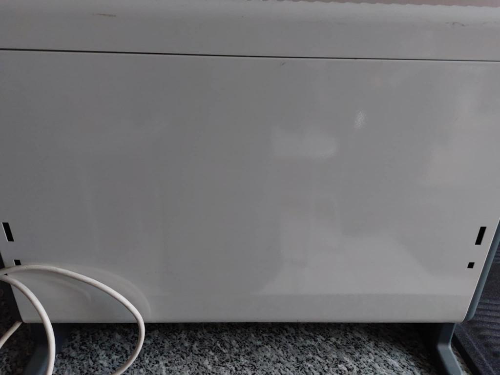 Verwarmingsvuur Kalorik 230 V- 50H2 Model cv3 2000, Caravanes & Camping, Enlèvement