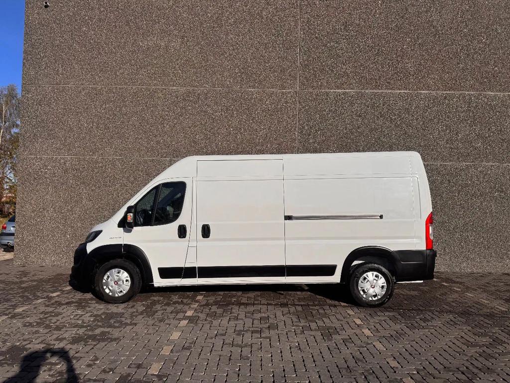 Fiat Ducato 2.3 AUTOMAAT-DUBBELE SCHUIFDEUR - A/C - PARKINGS, Auto's, Bestelwagens en Lichte vracht, Automaat, Gebruikt, Euro 6