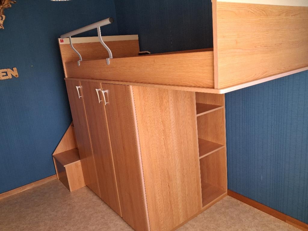 Volledige eenpersoonskamer, Ophalen, Gebruikt, Eenpersoons, Lichte houtkleur met vanilletoets