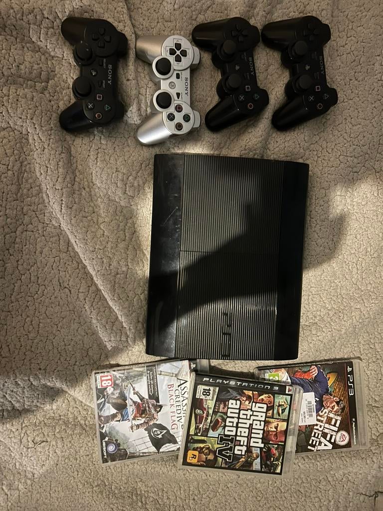 PS3 Slim + 3 controllers + 3 games, Games en Spelcomputers, Spelcomputers | Sony PlayStation 3, Ophalen, Super Slim, Met 3 controllers of meer