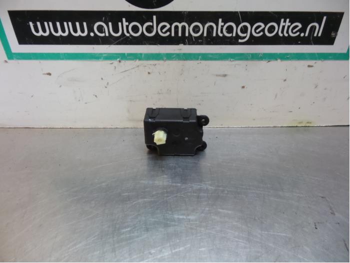 Clapet chauffage moteur d'un Renault Scenic (Scenic 03-), Renault, -, 3 mois de garantie, Utilisé