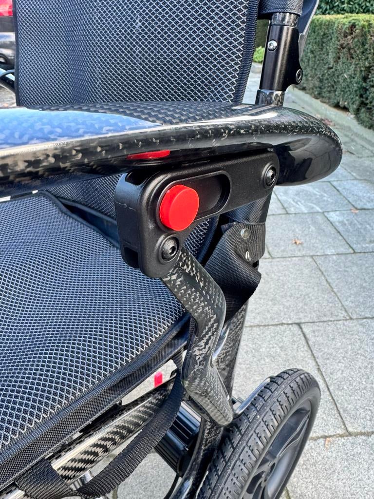 Fauteuil roulant électrique ultralége Carbon Premium édition, Divers, Enlèvement ou Envoi, Pliant, Neuf, Fauteuil roulant électrique