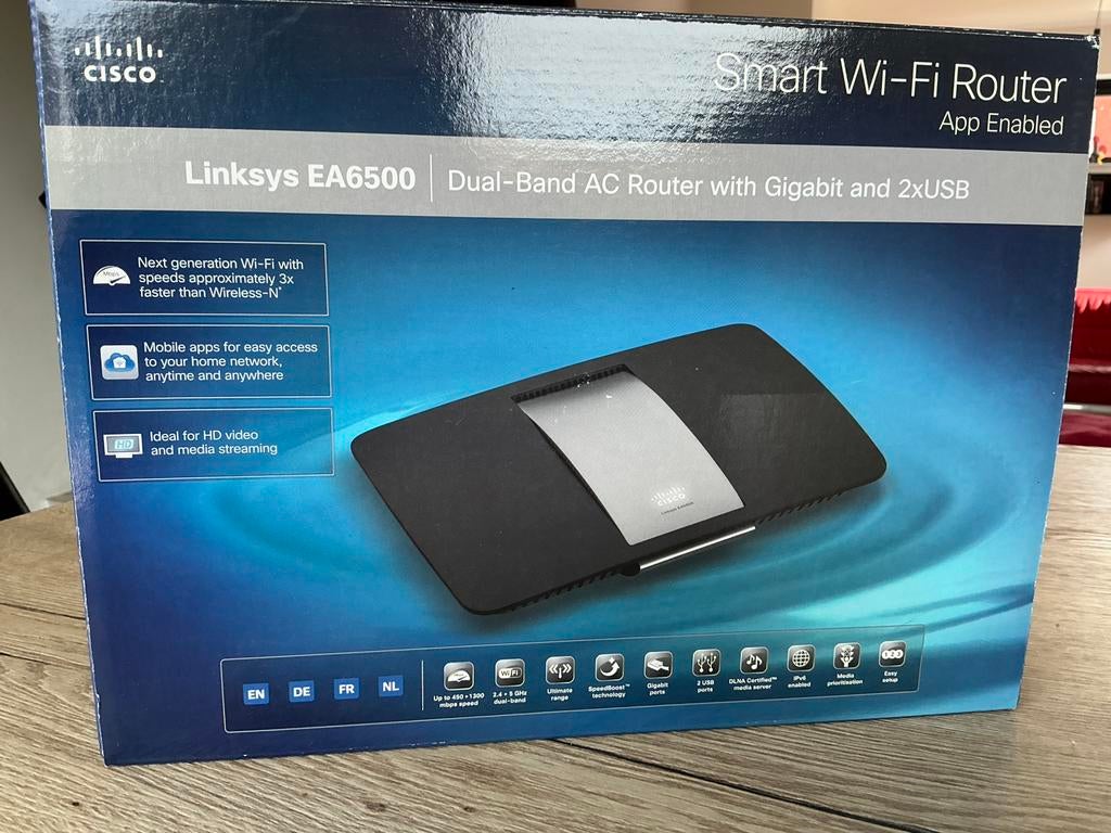 WiFi router Linksys EA6500, Computers en Software, Ophalen of Verzenden, Zo goed als nieuw, Router
